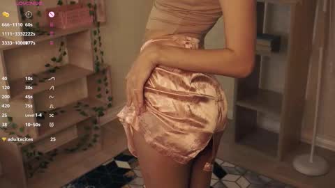 Emma online show from October 15, 8:09 pm