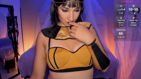 Kristen online show from October 16, 10:41 pm