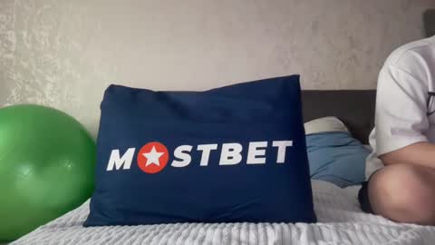 KristenFlame online show from January 9, 8:24 am