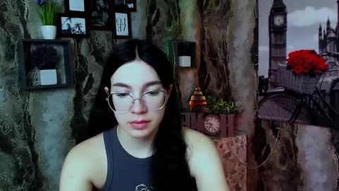 Kristen online show from September 14, 8:38 am