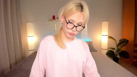 Kristal online show from September 21, 2:54 pm