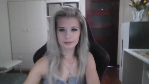 KristineAmore online show from October 6, 7:04 am