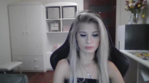 KristineAmore online show from October 4, 5:22 pm