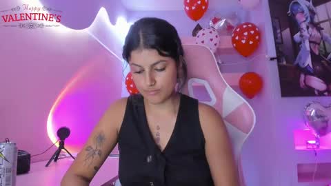KristinWall online show from February 14, 10:14 pm