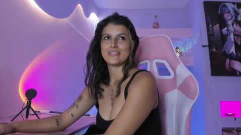 KristinWall online show from February 23, 8:11 pm