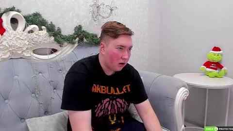 KristopherNeal online show from January 7, 6:13 pm