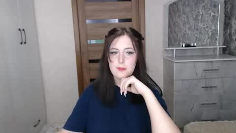 Kristy online show from December 4, 8:52 pm