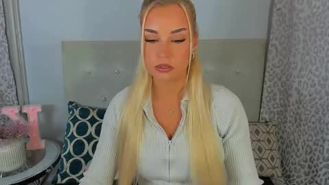 KristyFlowers online show from June 7, 3:06 pm