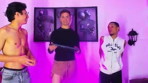 justym online show from February 18, 5:42 am