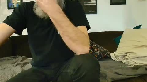 krummersaebel online show from February 23, 5:15 pm