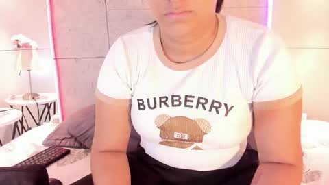 krystalswift_ online show from February 22, 3:10 am