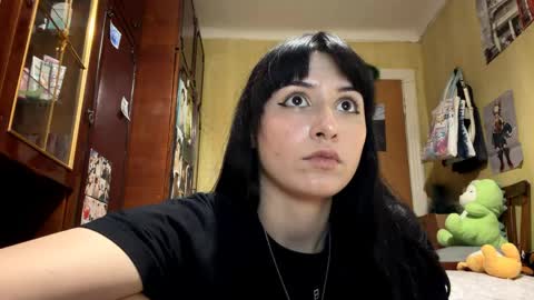 Mira online show from April 10, 8:57 pm