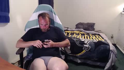 Snapshot of kuggy570 chatting on September 8, 11:26 pm Kuggy online show from September 8, 11:26 pm