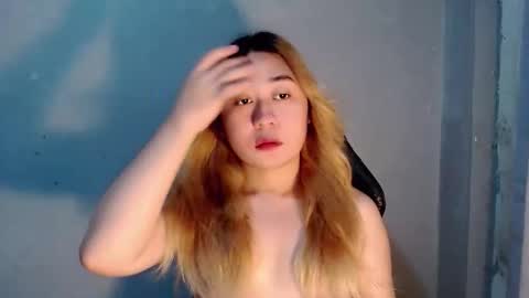 kuntiex online show from November 9, 1:53 am