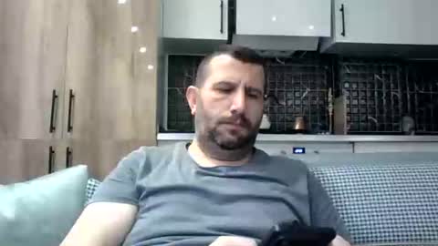 Kurdshman online show from April 29, 2:27 am