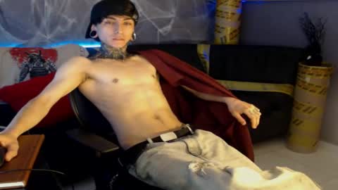 kuregari_xs online show from October 25, 5:19 am