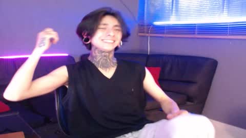 kuregari_xs online show from November 10, 4:26 am