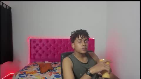 kurly_scott online show from January 8, 5:30 pm