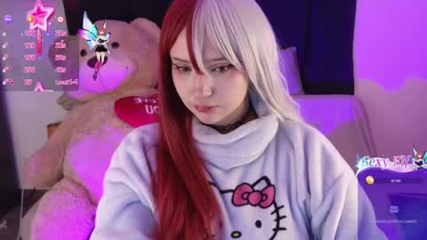 Snapshot of kurochan420 chatting on December 10, 8:19 am Andy online show from December 10, 8:19 am