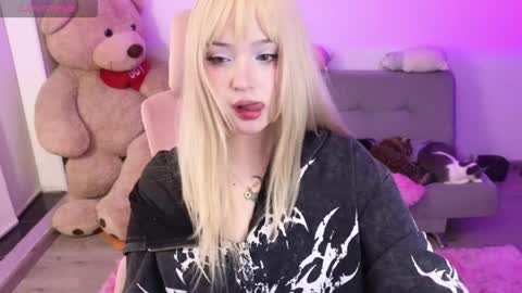 Andy online show from May 1, 2:05 am