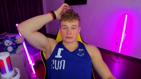 kurt_hanssen online show from December 3, 4:33 pm