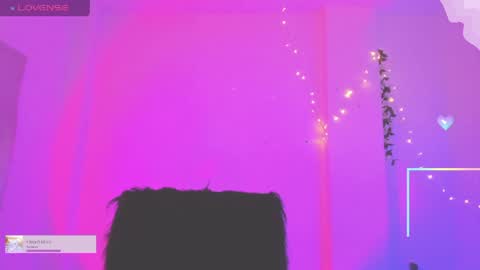     online show from April 27, 8:06 pm