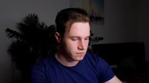 Snapshot of kyle_4u chatting on February 17, 5:47 am Kyle online show from February 17, 5:47 am