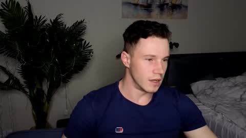 Snapshot of kyle_4u chatting on January 27, 6:41 am Kyle online show from January 27, 6:41 am