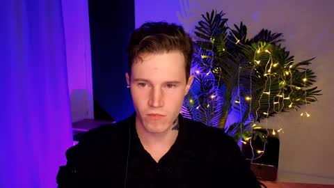 Snapshot of kyle_4u chatting on December 31, 6:24 pm Kyle online show from December 31, 6:24 pm