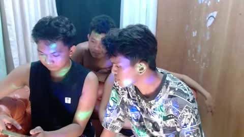 kyle_lacuste online show from December 17, 1:51 pm