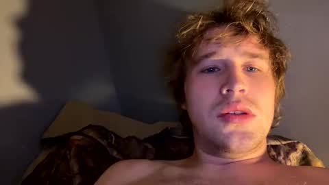 kylelovepussy69 online show from February 21, 10:17 am