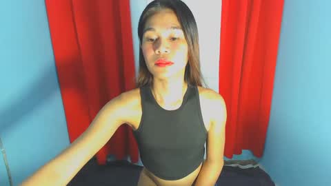Snapshot of kylie_fuck69 chatting on January 9, 3:34 pm kylie online show from January 9, 3:34 pm