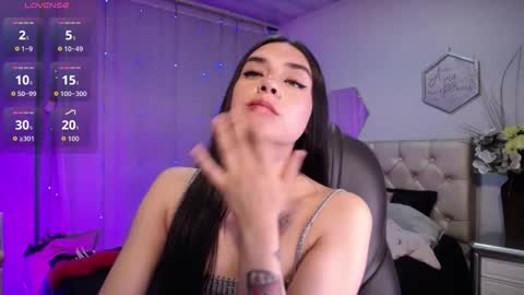 Kylie Myers online show from October 24, 1:45 pm