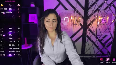 Kylie online show from February 17, 4:28 pm