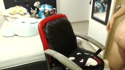 Instagram Kylie switch  followme  buy lovense here online show from October 28, 1:39 am