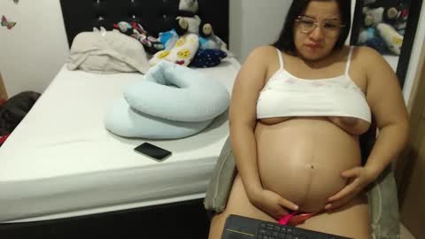 Instagram Kylie switch  followme  buy lovense here online show from October 11, 12:26 am