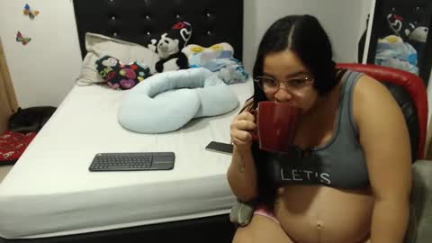 Instagram Kylie switch  followme  buy lovense here online show from October 14, 12:46 am