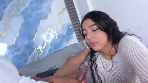 Kaylie And Jhony online show from October 3, 9:01 pm