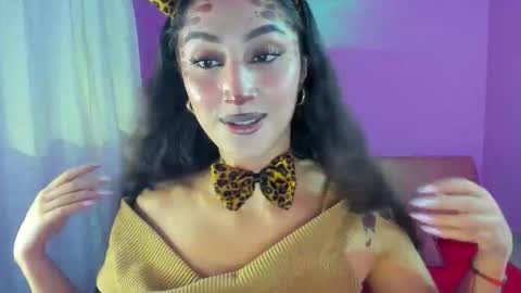 Kym Giraldo online show from October 31, 7:20 am