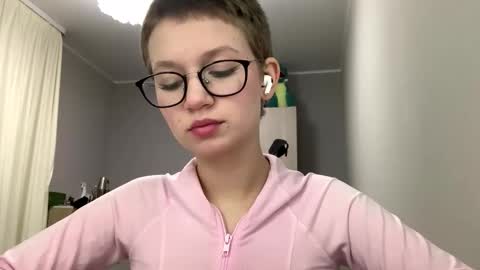 Kim online show from January 6, 6:23 pm