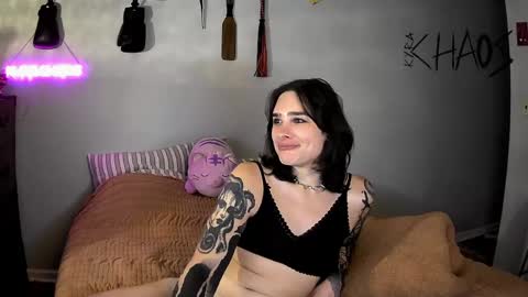 Kyra Chaos online show from May 18, 4:07 am