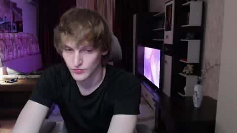 l1onkennedy online show from December 16, 4:57 pm