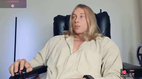 Adonis online show from November 10, 10:40 am