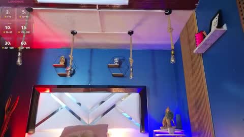 Cris  online show from November 16, 11:45 am