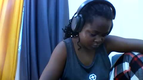 vida online show from April 13, 5:33 am