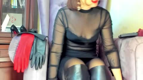 GoddessLeather online show from October 26, 11:55 am