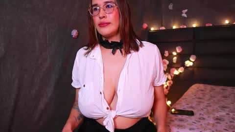 Kathie  Dicky    online show from October 13, 2:30 pm