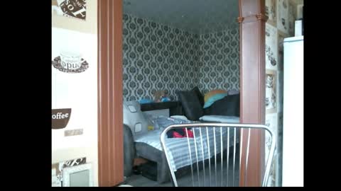 lady cute cat29 online show from March 25, 2:40 am