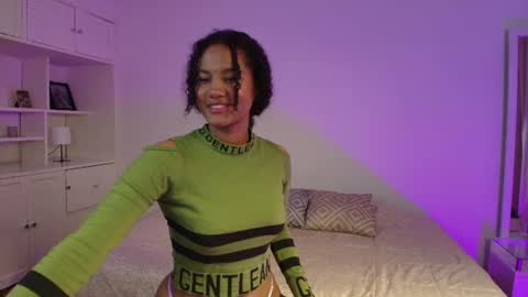 Karla - Instagram   lady karla1 online show from July 24, 8:50 pm