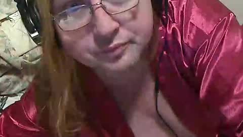 Delilah-Catherine online show from November 1, 11:42 am